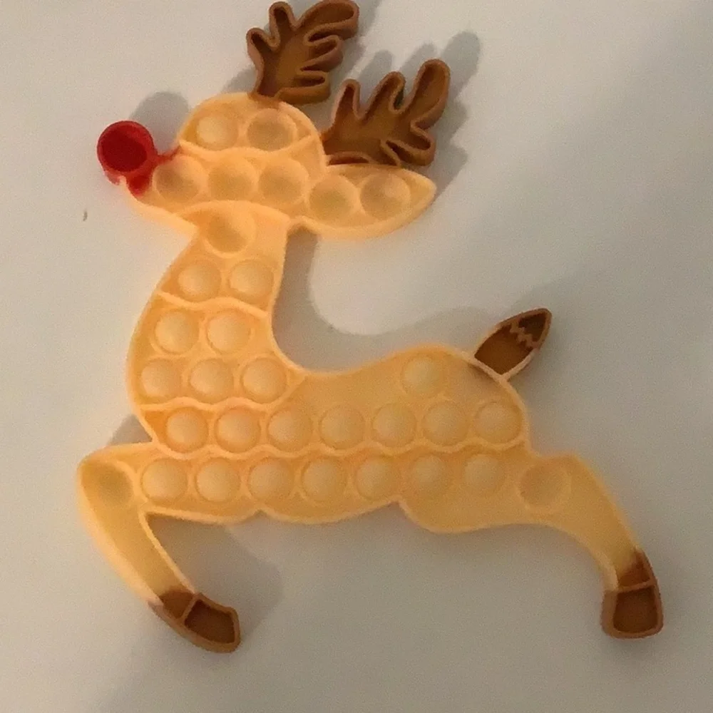 Christmas Reindeer and Santa Hat Poppers Bundle 2 Like New Condition
